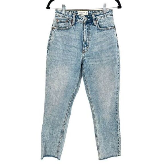 Abercrombie & Fitch Women's Curve Love The Mom High Rise Jeans Blue Size 25 - Picture 1 of 11
